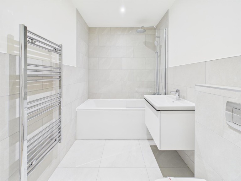 Images for Bungalow 3, Sidings Yard, Kibworth Beauchamp