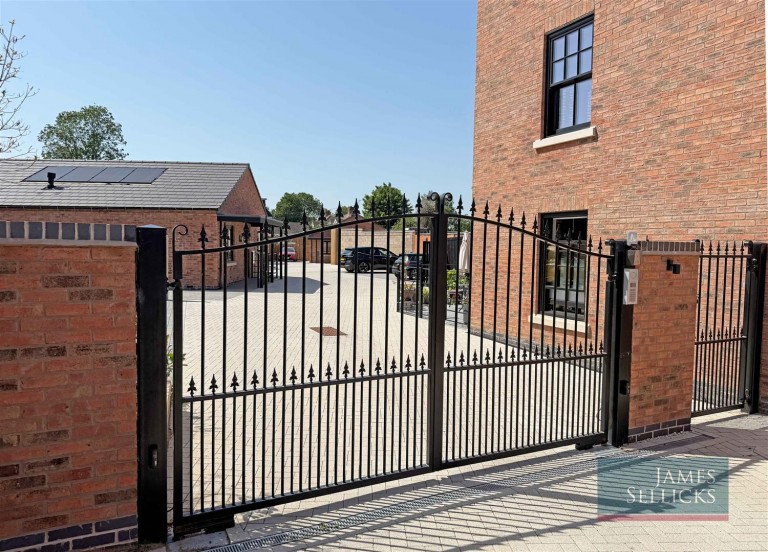 Images for Bungalow 3, Sidings Yard, Kibworth Beauchamp