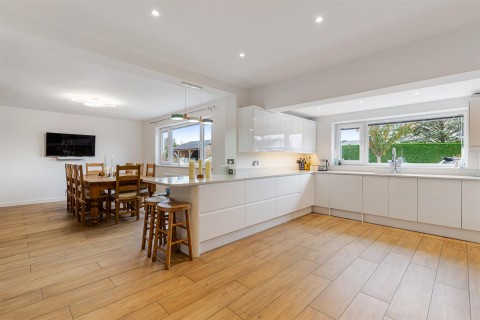 Click the photo for more details of Brakeridge Close, Churston Ferrers