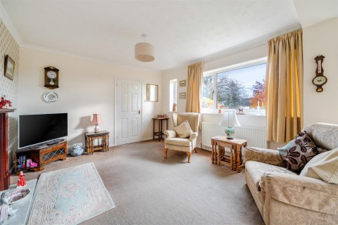 Click the photo for more details of Bradden Way, Greens Norton, NN12