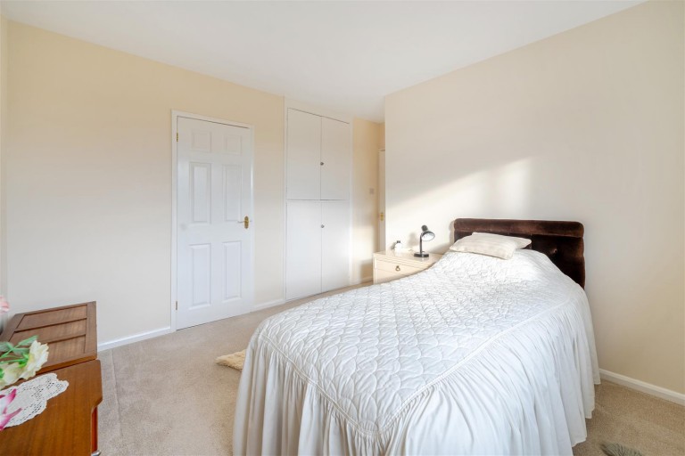 Images for Bradden Way, Greens Norton, NN12