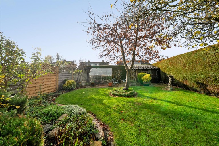 Images for Bradden Way, Greens Norton, NN12