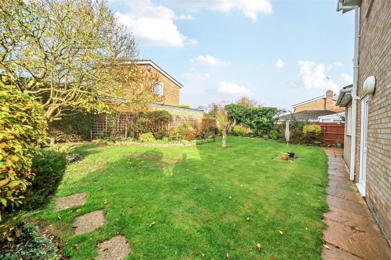 Images for Bradden Way, Greens Norton, NN12