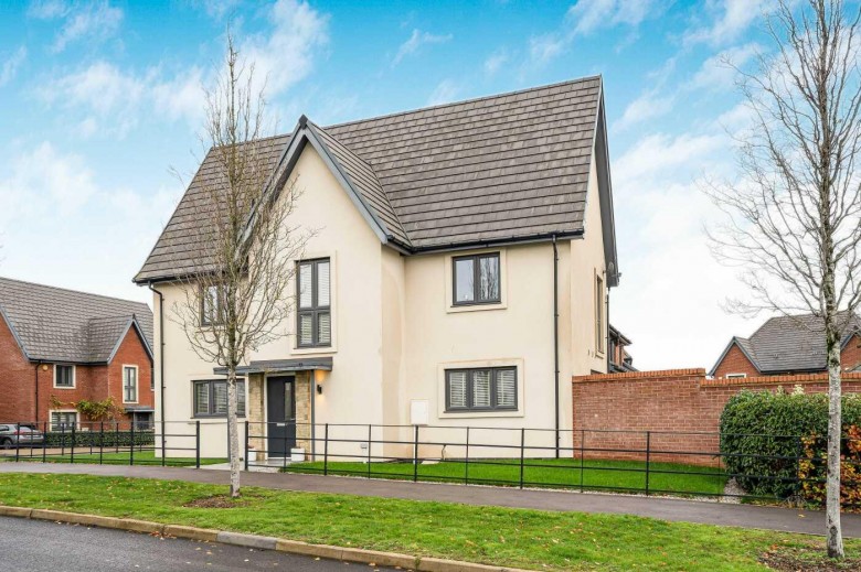 Click the photo for more details of Abbotsbury Drive, Daventry, NN11