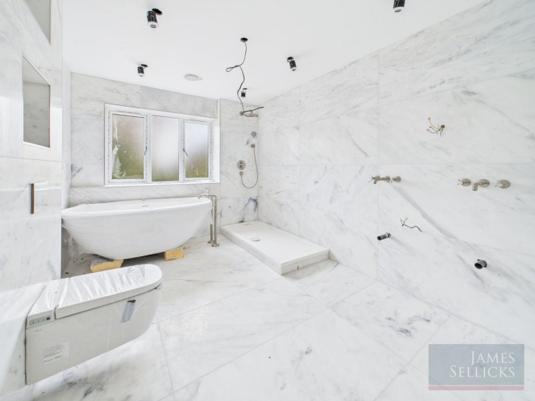 Images for Stoughton Road, Oadby, Leicestershire