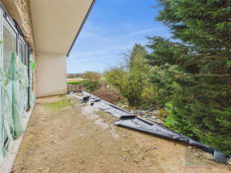 Images for Stoughton Road, Oadby, Leicestershire