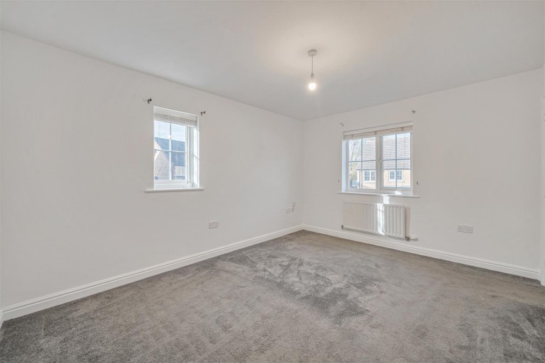 Images for The Old Woodyard, Silverstone, NN12