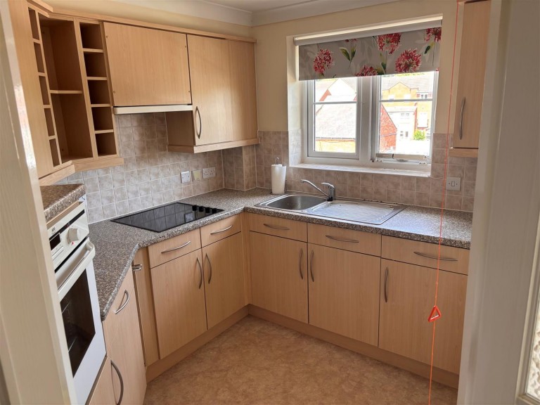 Images for Foxhall Court, School Lane, Banbury