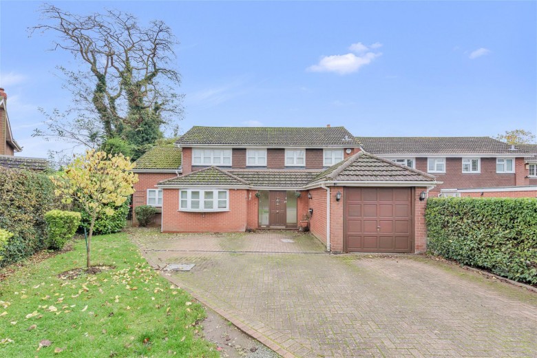 Click the photo for more details of Main Road, Austrey,CV9