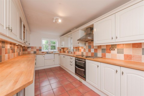 Click the photo for more details of Main Road, Austrey,CV9