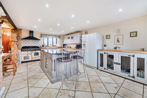Click the photo for more details of Wood Burcote, Towcester, NN12
