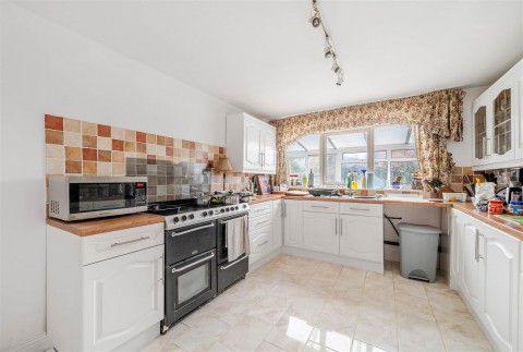 Click the photo for more details of Frog Lane, West Camel, Yeovil