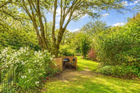 Click the photo for more details of Avonwick, South Brent