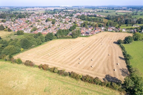 Click the photo for more details of Land off Spinney Drive & Brookside, Barlestone, CV13