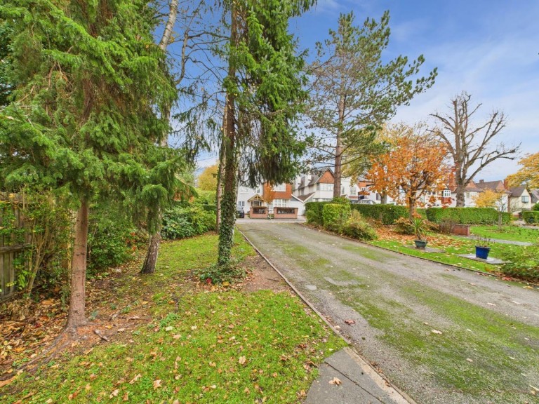 Images for Carisbrooke Court, Stoneygate, Leicester