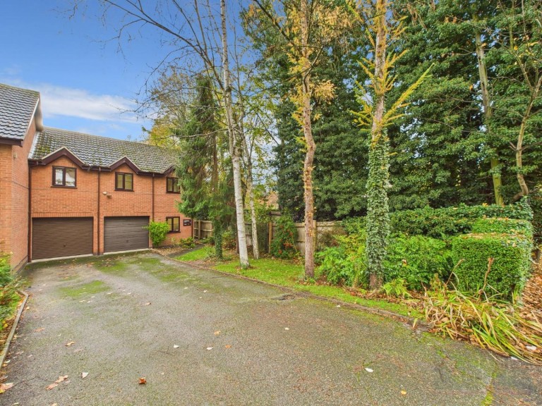 Images for Carisbrooke Court, Stoneygate, Leicester