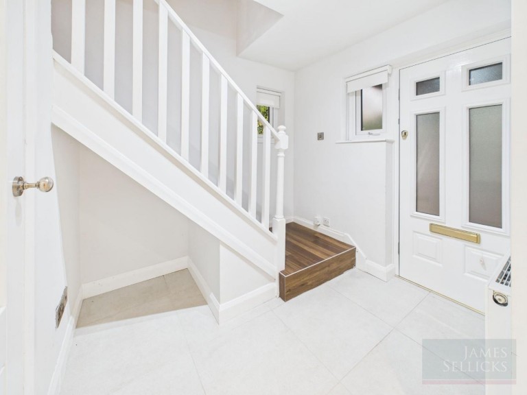 Images for Carisbrooke Court, Stoneygate, Leicester