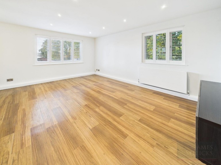 Images for Carisbrooke Court, Stoneygate, Leicester