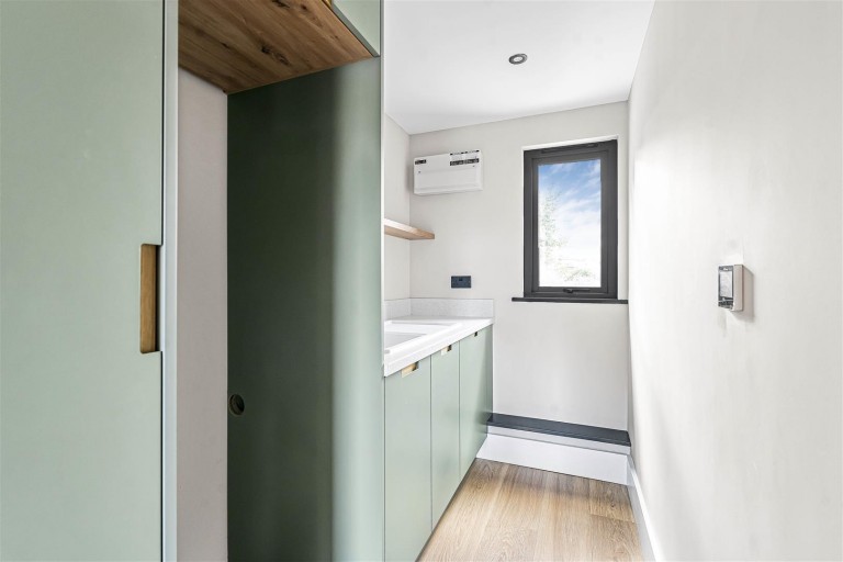 Images for Taylors Close, Caxton, Cambridge