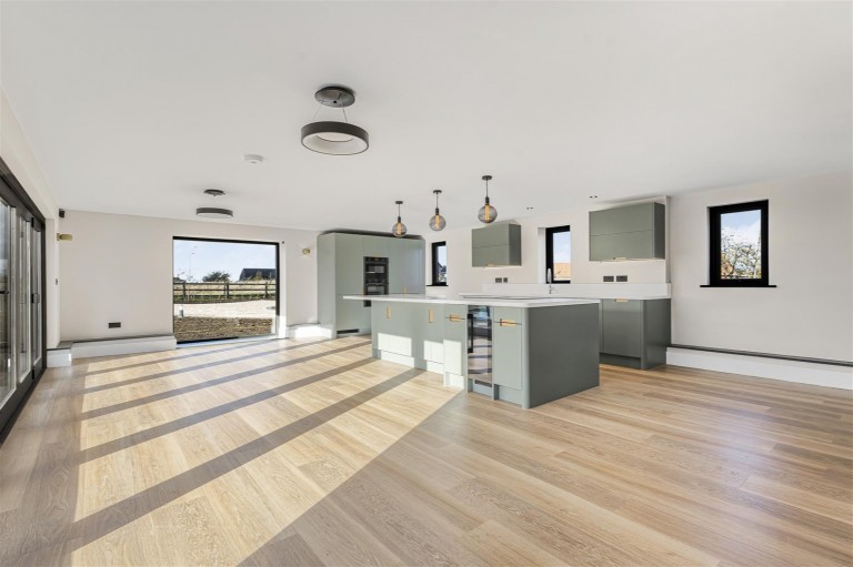 Images for Taylors Close, Caxton, Cambridge