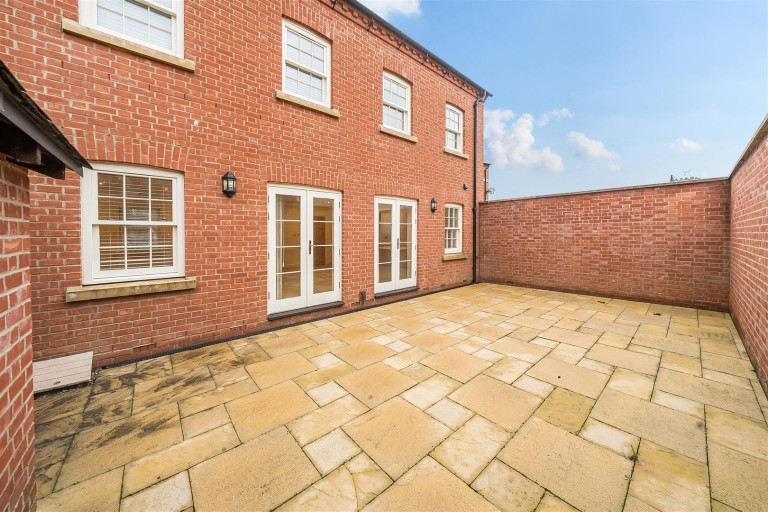 Images for Moat Lane, Towcester, NN12