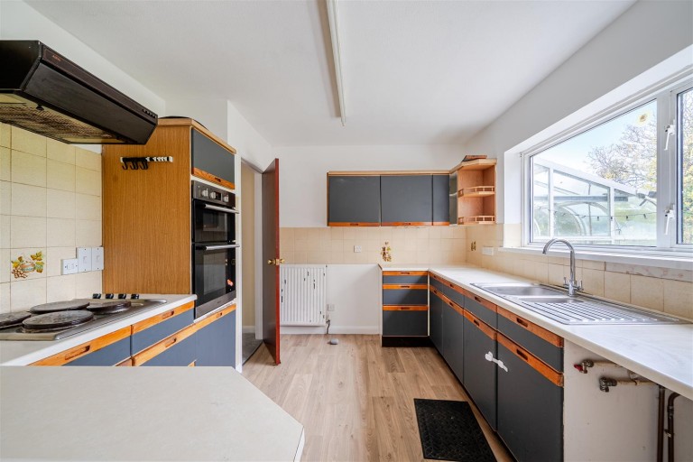 Images for Drakes Meadow, Cheriton Fitzpaine, Crediton