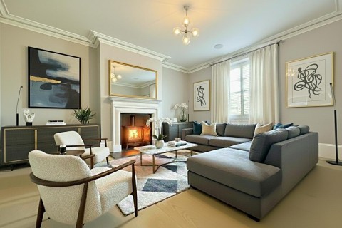 Click the photo for more details of Main Road, Long Bennington, Newark