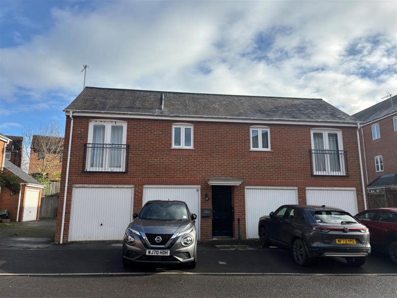 Click the photo for more details of Weavers Reach, Tonedale