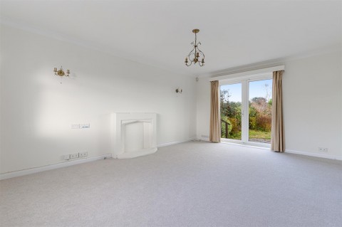 Click the photo for more details of Seaway Lane, Torquay