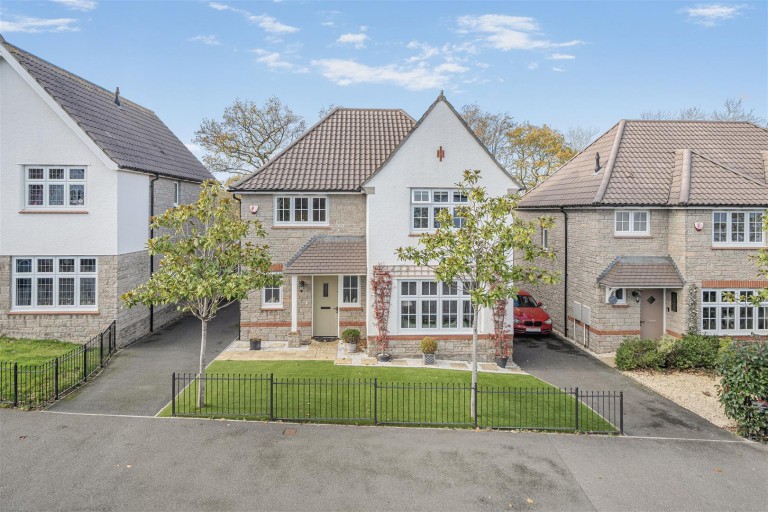 Images for Glenwood Drive, Roundswell, Barnstaple