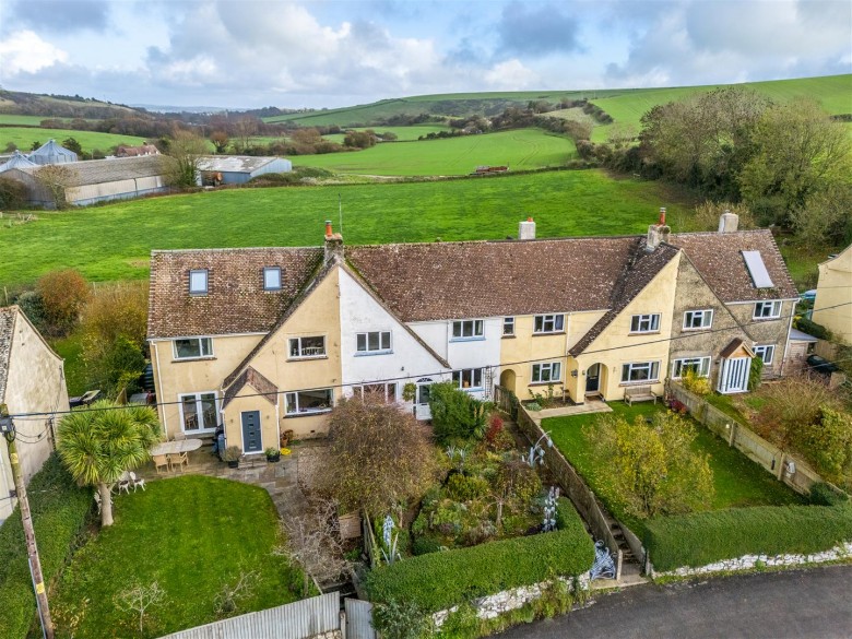 Click the photo for more details of Chydyok Road, Chaldon Herring, Dorchester