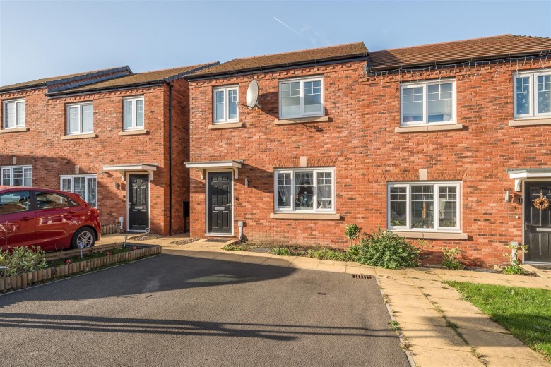 Click the photo for more details of Ripon Way, Houlton, CV23