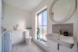 Images for Weavers Way, Sandford, Crediton