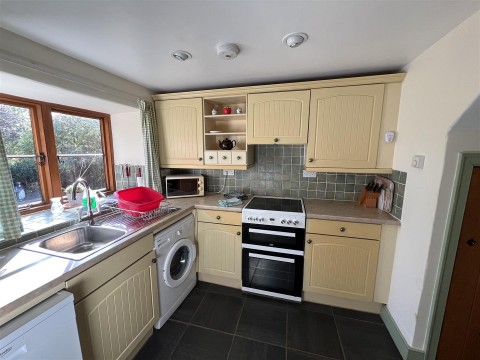 Click the photo for more details of Stoke Abbott, Beaminster