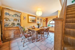 Images for Chitterwell, Wellington