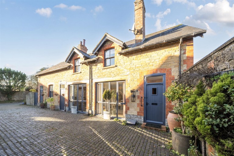 Images for Bazzleways Close, Milborne Port, Sherborne