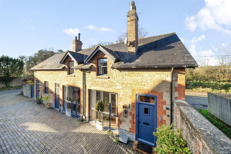 Images for Bazzleways Close, Milborne Port, Sherborne