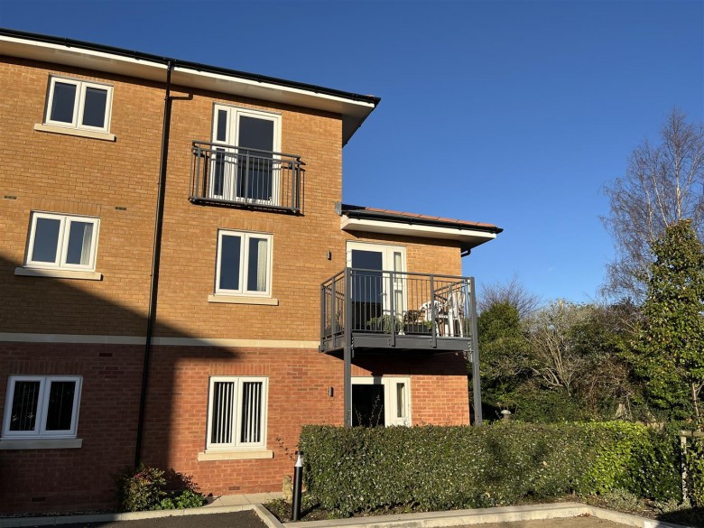 Click the photo for more details of Flood Lane, Bridport