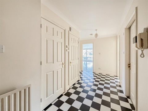 Click the photo for more details of Eights Marina, Mariners Way, Cambridge