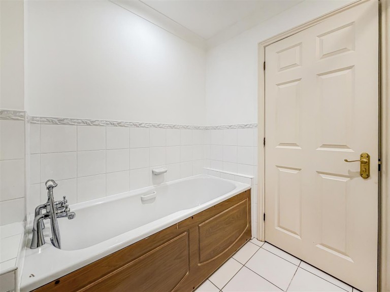 Images for Eights Marina, Mariners Way, Cambridge