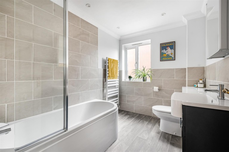 Images for Thornbury, Comberton, Cambridge