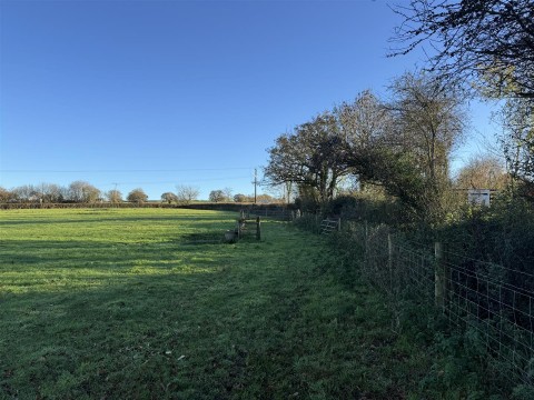 Click the photo for more details of Kentisbeare, Cullompton