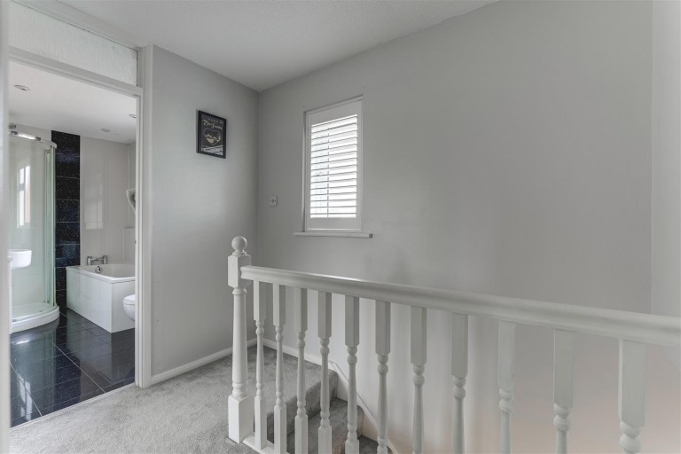 Images for Nightingale Mews, Saffron Walden