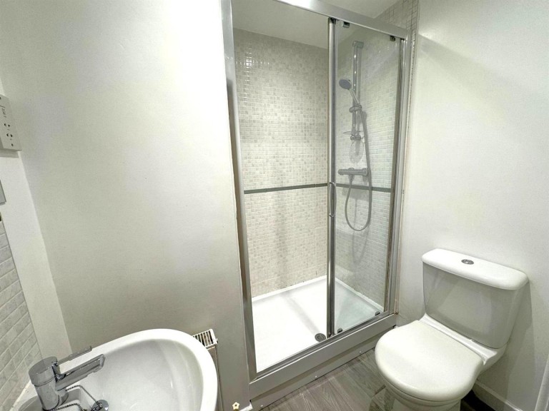 Images for Thornton Hall Close, Northampton, NN2