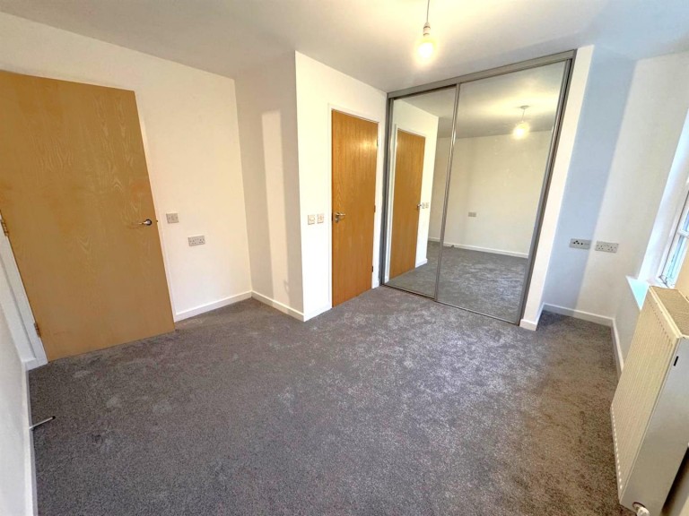 Images for Thornton Hall Close, Northampton, NN2