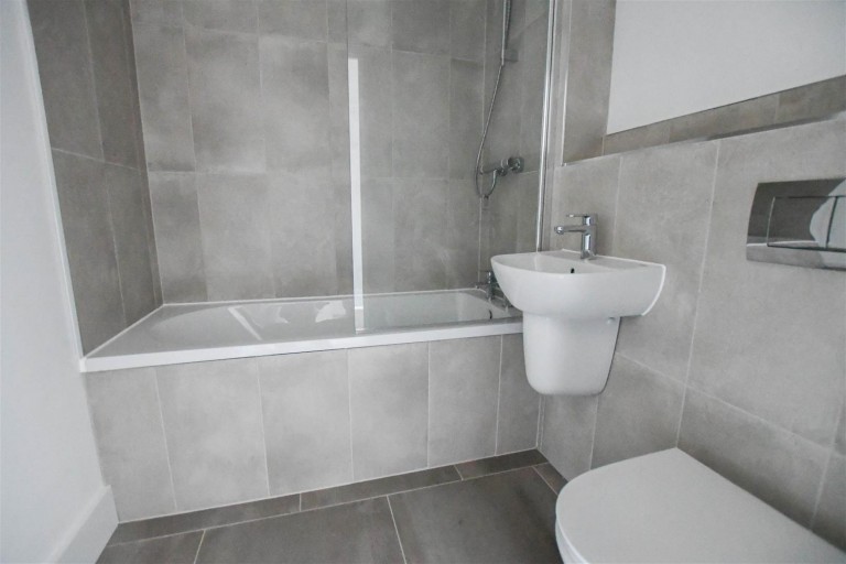 Images for Park Avenue, Newmarket