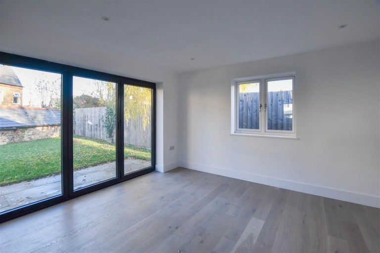 Images for Park Avenue, Newmarket