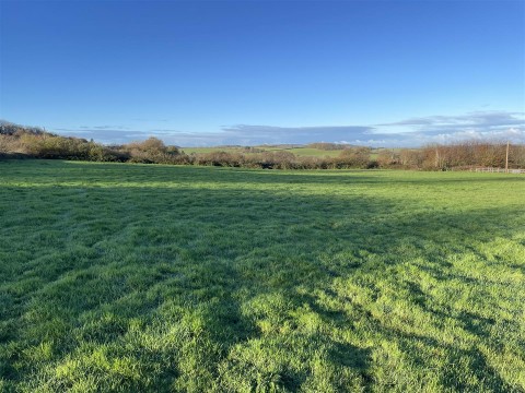 Click the photo for more details of Staple Cross, Hockworthy