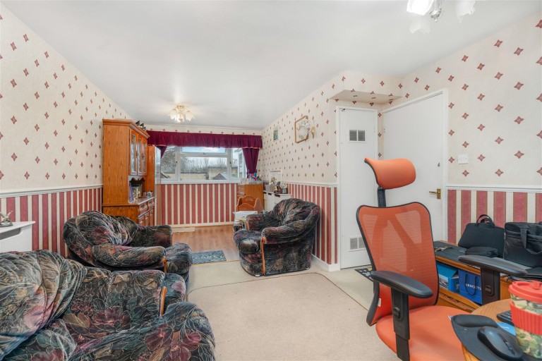 Images for Beaumaris Close, Banbury