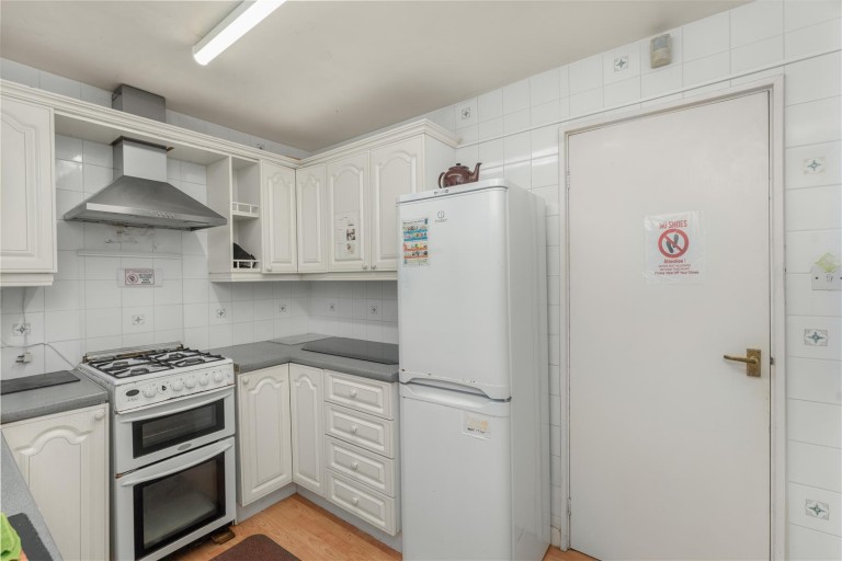 Images for Beaumaris Close, Banbury